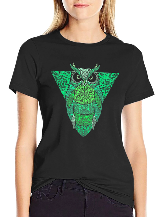 Camiseta Hombre Negra con Búho Triángulo Verde