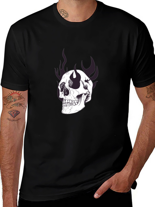 Camiseta Negra con Estampado de Calavera y Llamas