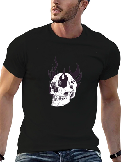 Camiseta Negra con Estampado de Calavera y Llamas