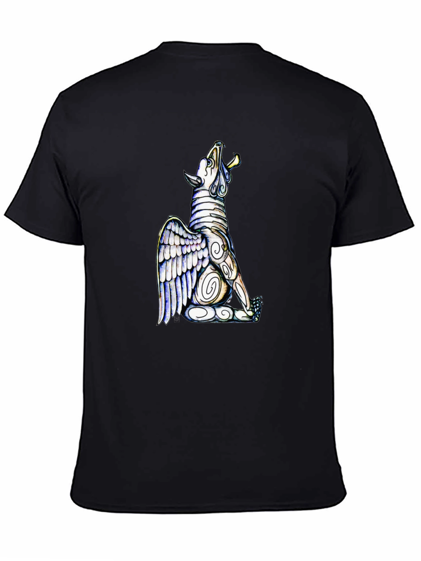 Camiseta Negra con Diseño de Lobo Alado Artístico