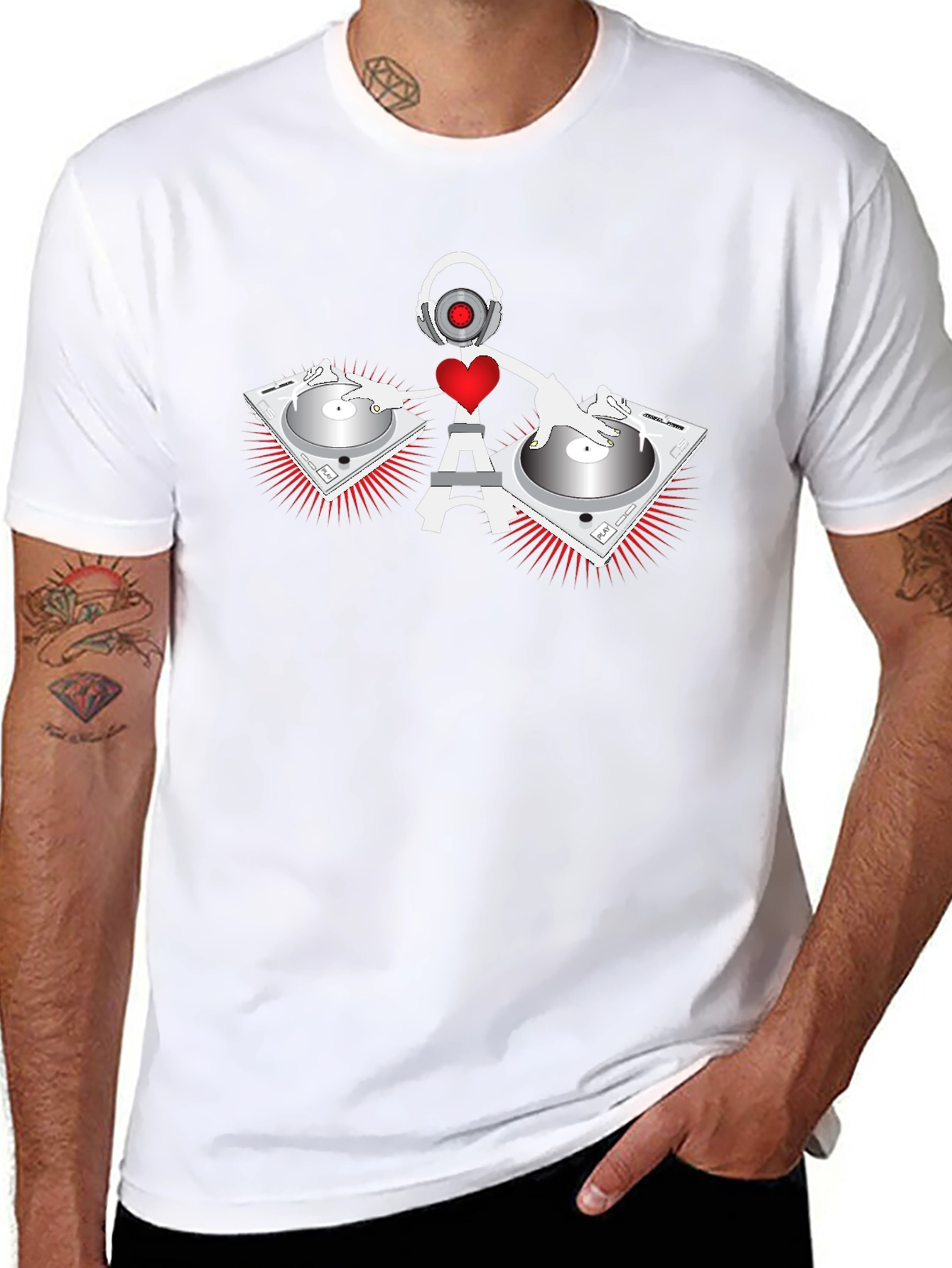Camiseta Negra DJ Eiffel Love