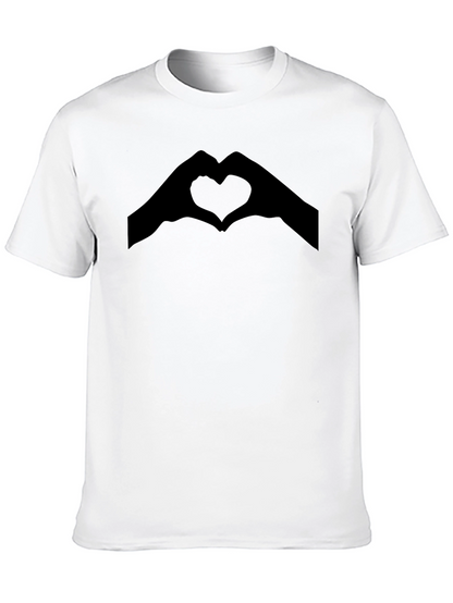 Camiseta Negra con Corazón de Manos
