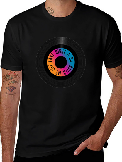 Camiseta Negra con Diseño de Vinilo Musical