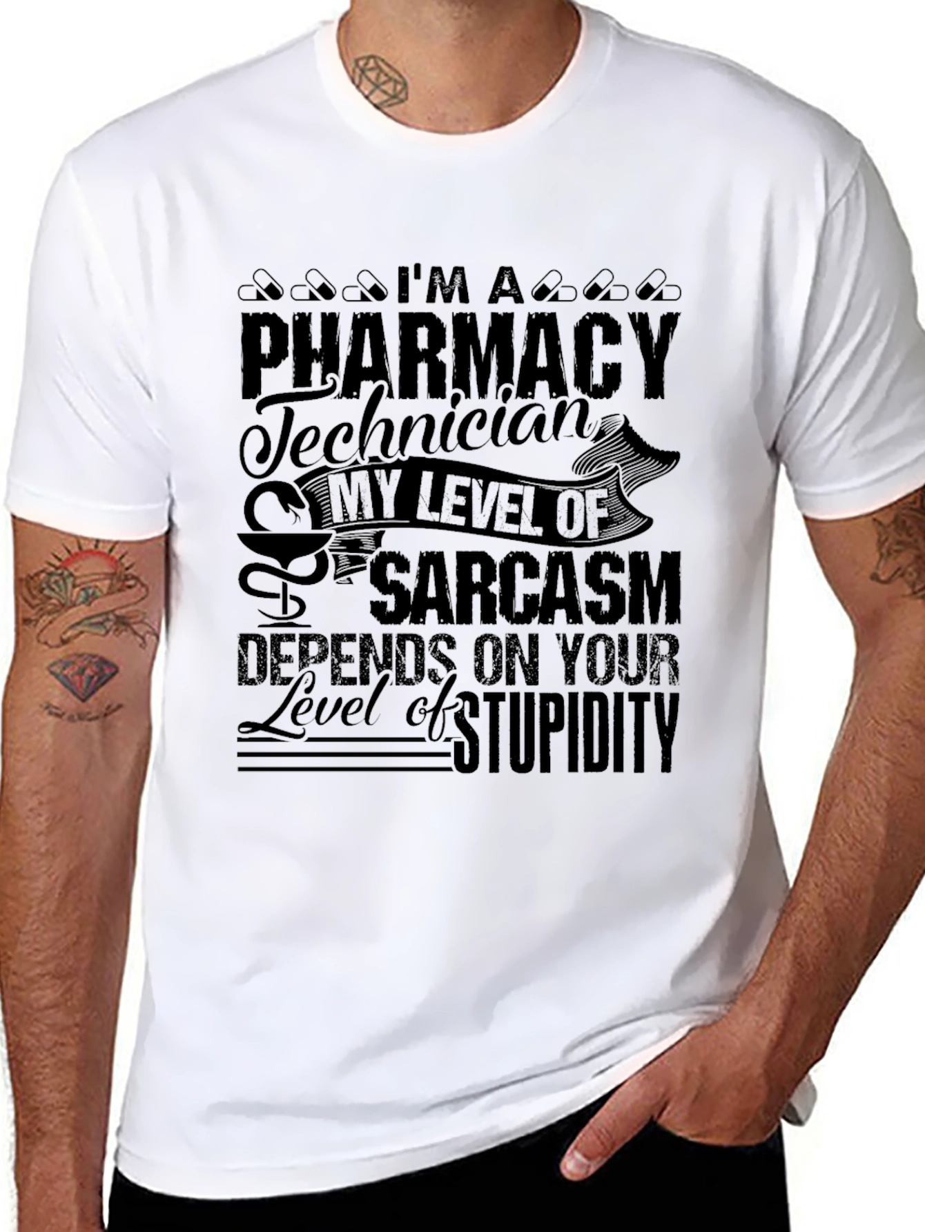 Camiseta Negra Técnico de Farmacia - Sarcasmo