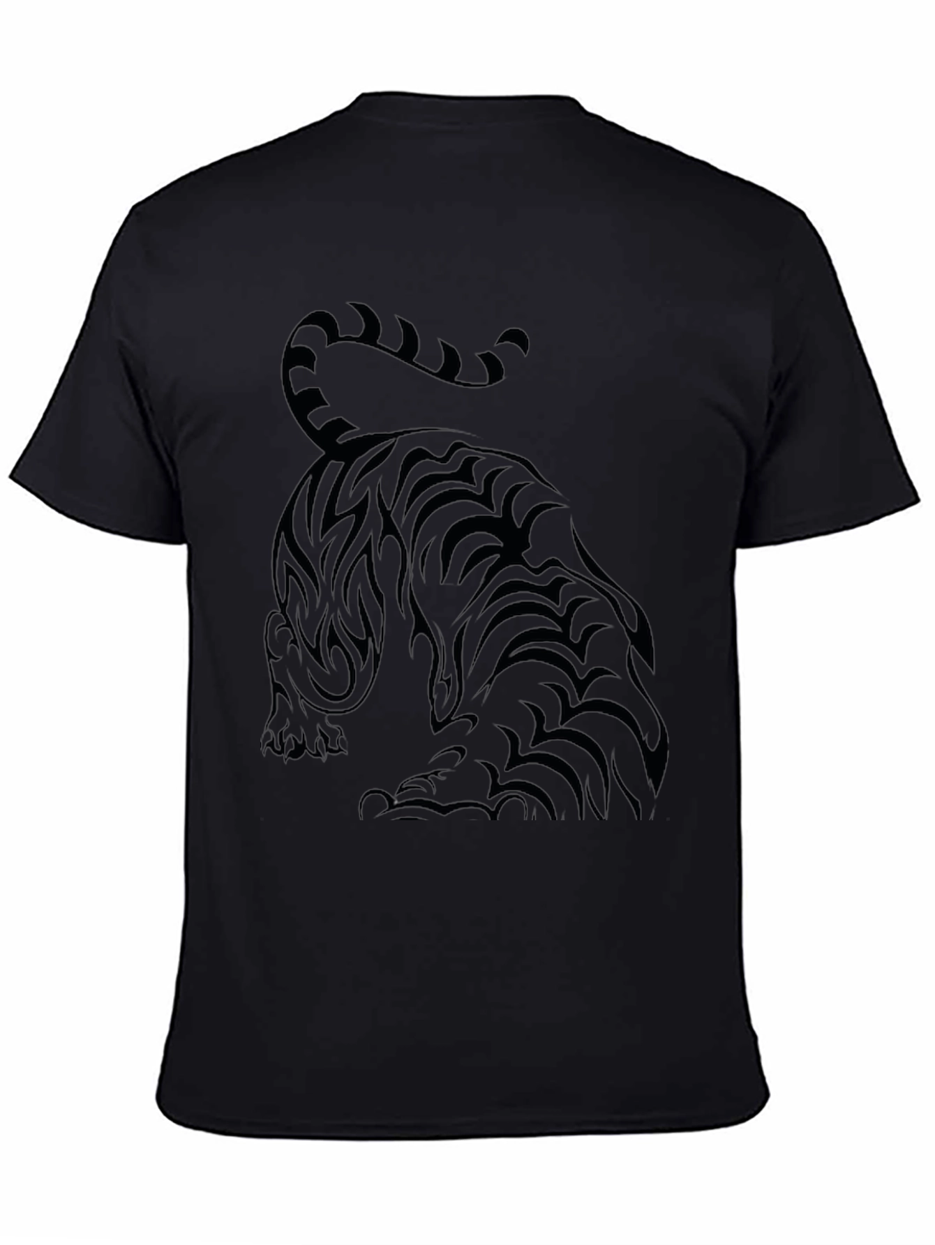 Camiseta Negra con Diseño de Tigre Tribal para Hombre