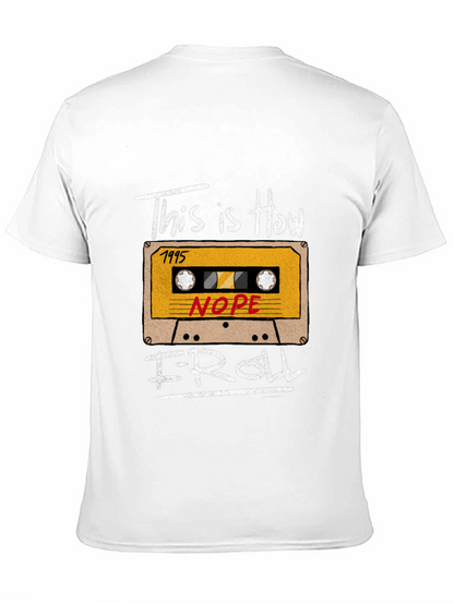 Camiseta Negra con Diseño de Casete Retro