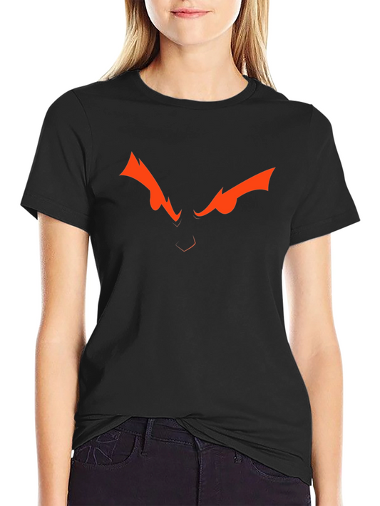 Camiseta Negra con Diseño de Ojos Naranja Intenso