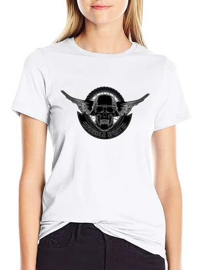 Camiseta Negra Freedom Spirit con Calavera y Alas