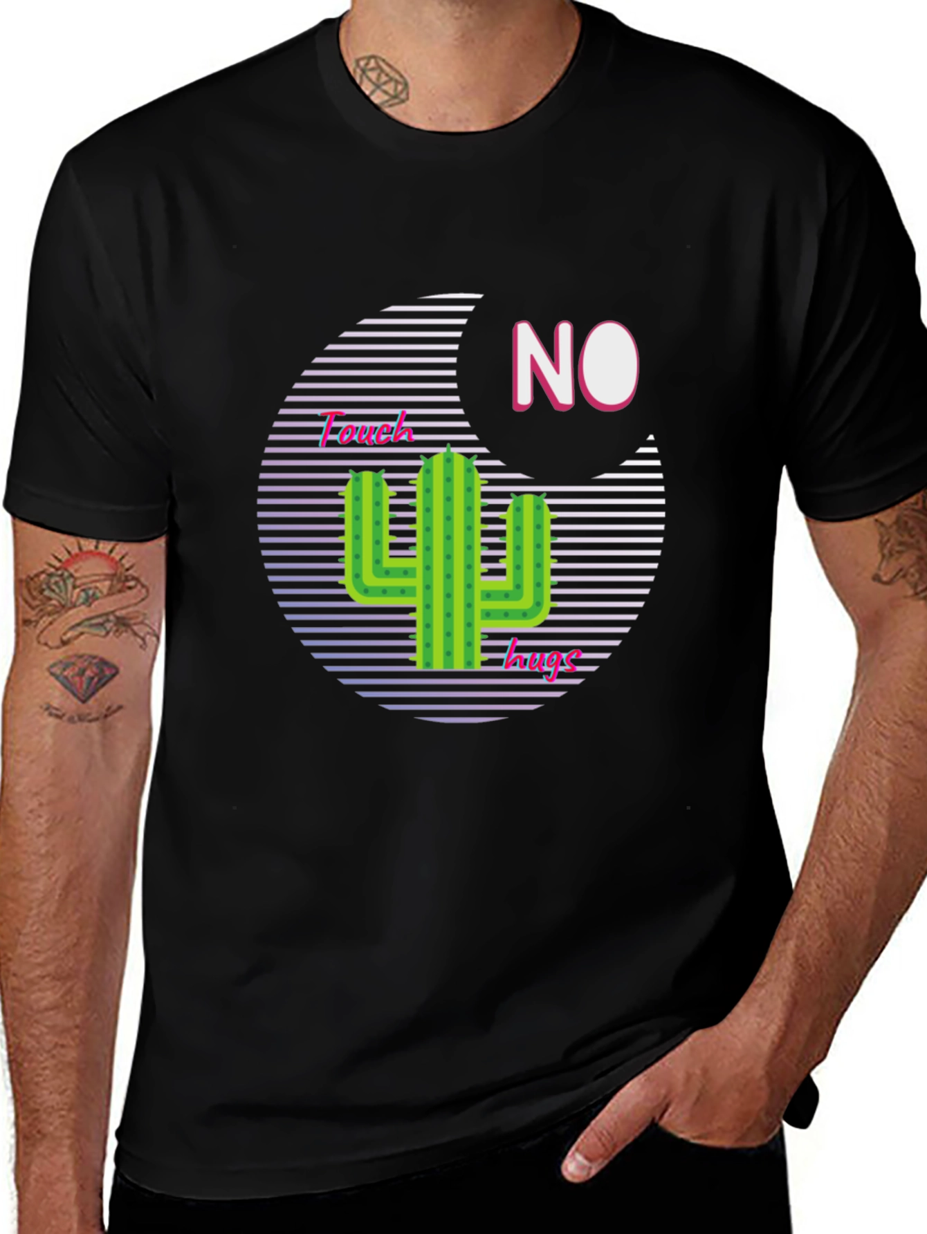 Camiseta Negra con Diseño Cactus No Touchy