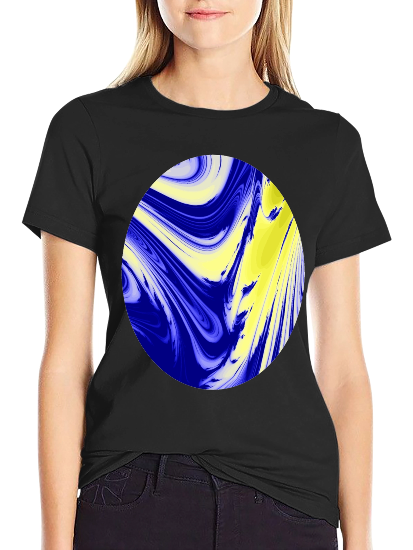 Camiseta Negra con Diseño Abstracto Azul y Amarillo
