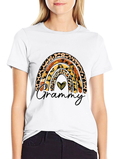 Camiseta Negra Diseño Grammy Arcoíris Animal Print