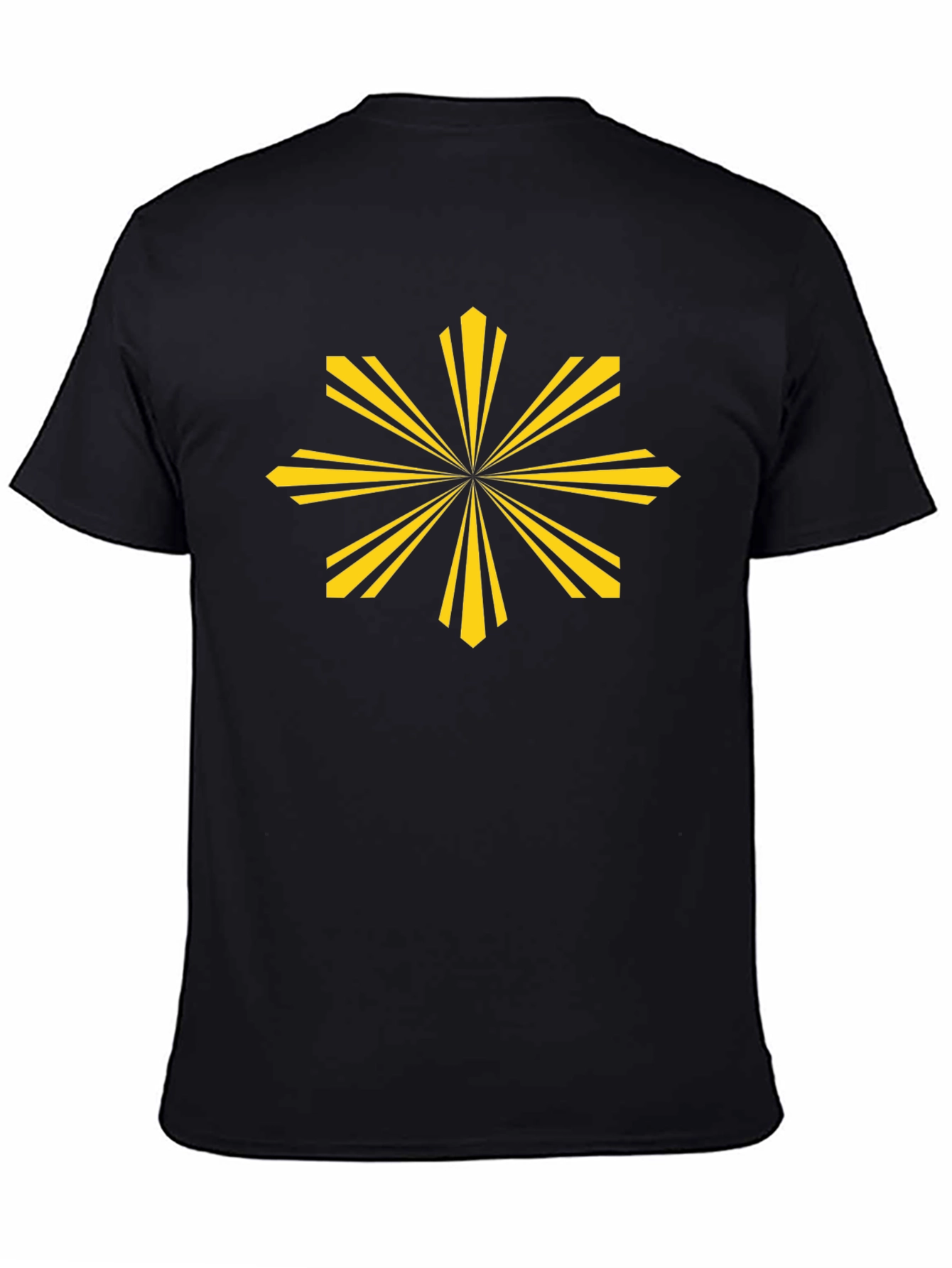 Camiseta Negra con Sol Amarillo Estilizado