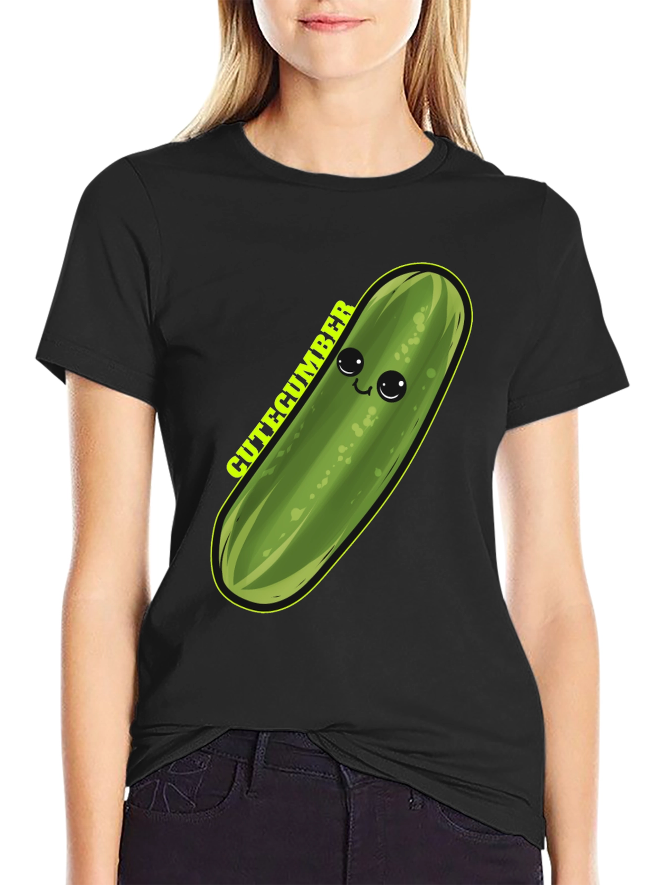 Camiseta Negra Cutecumber Kawaii