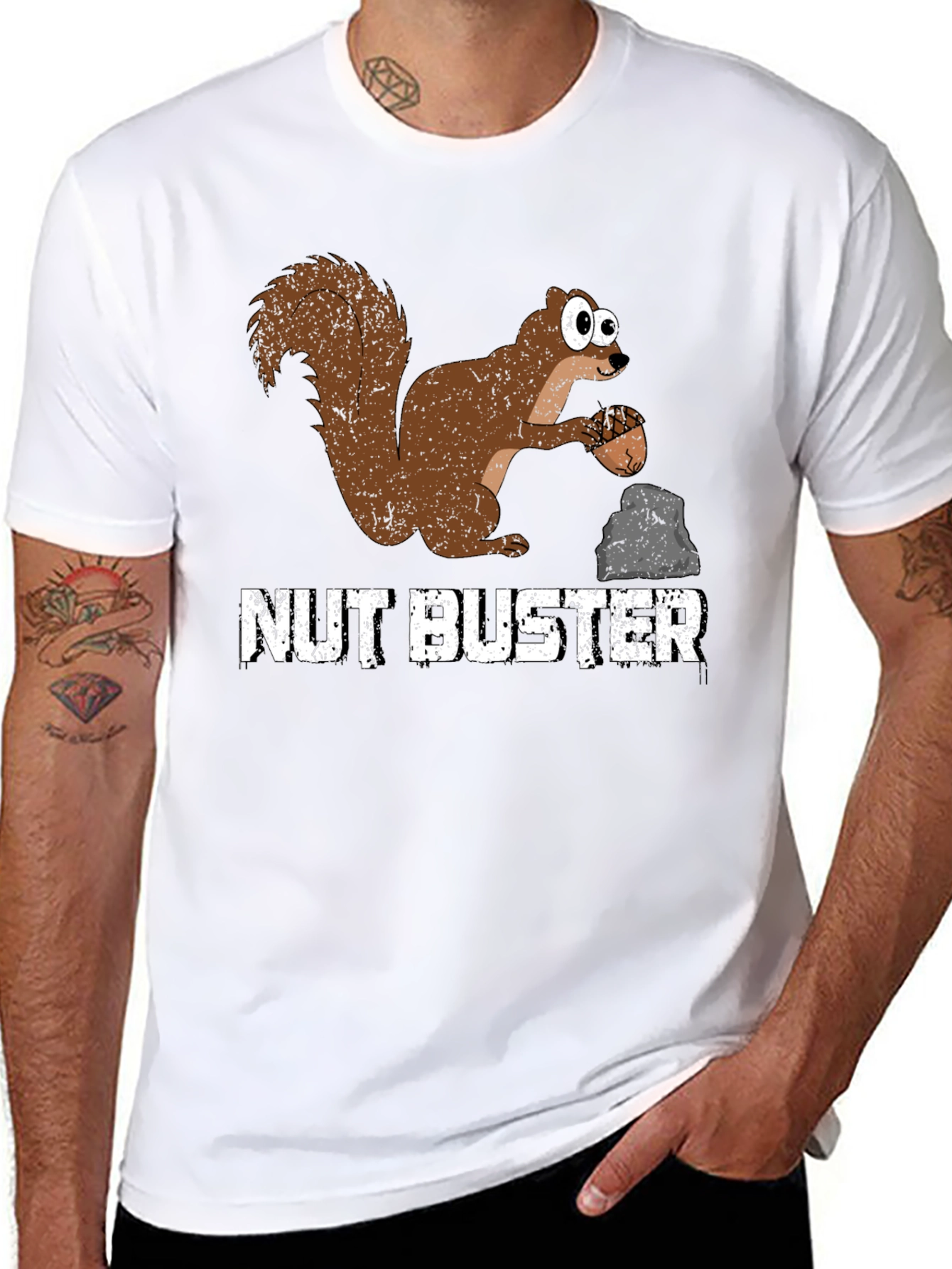 Camiseta Negra Nut Buster con Ardilla