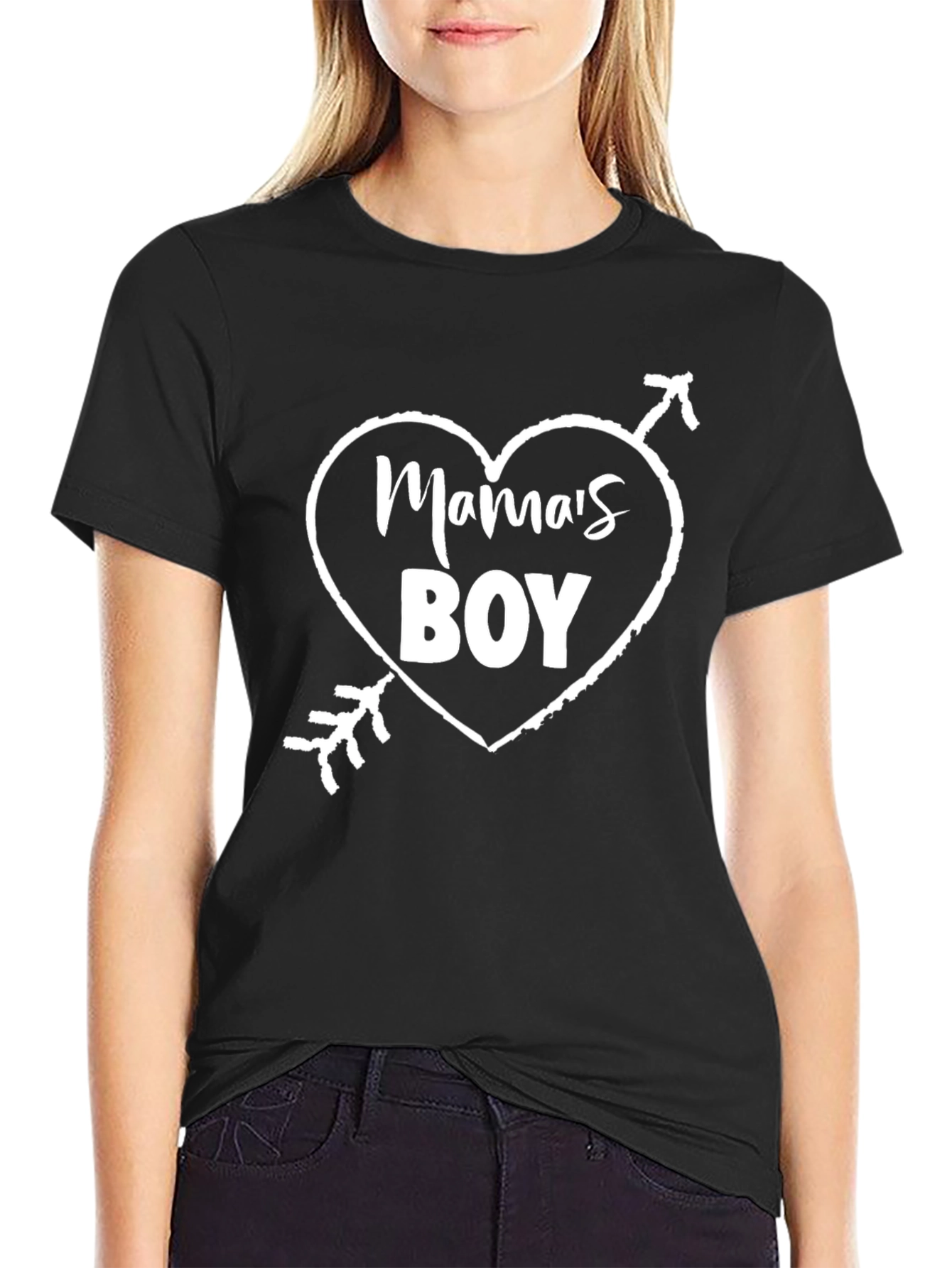 Camiseta Negra Mamas Boy Corazón Flechado