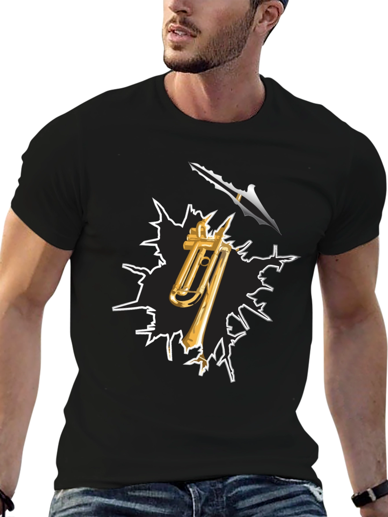 Camiseta Negra con Diseño de Trombón y Flecha