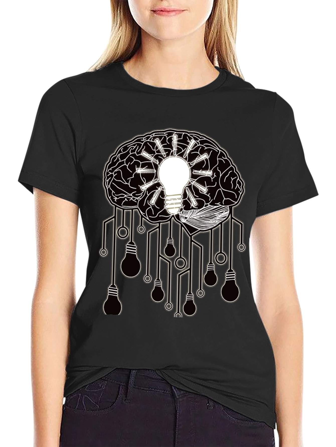 Camiseta Negra con Diseño Cerebral de Ideas