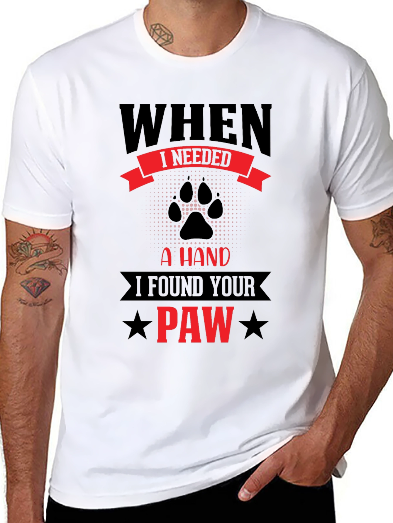 Camiseta Negra con Diseño de Huella Paw