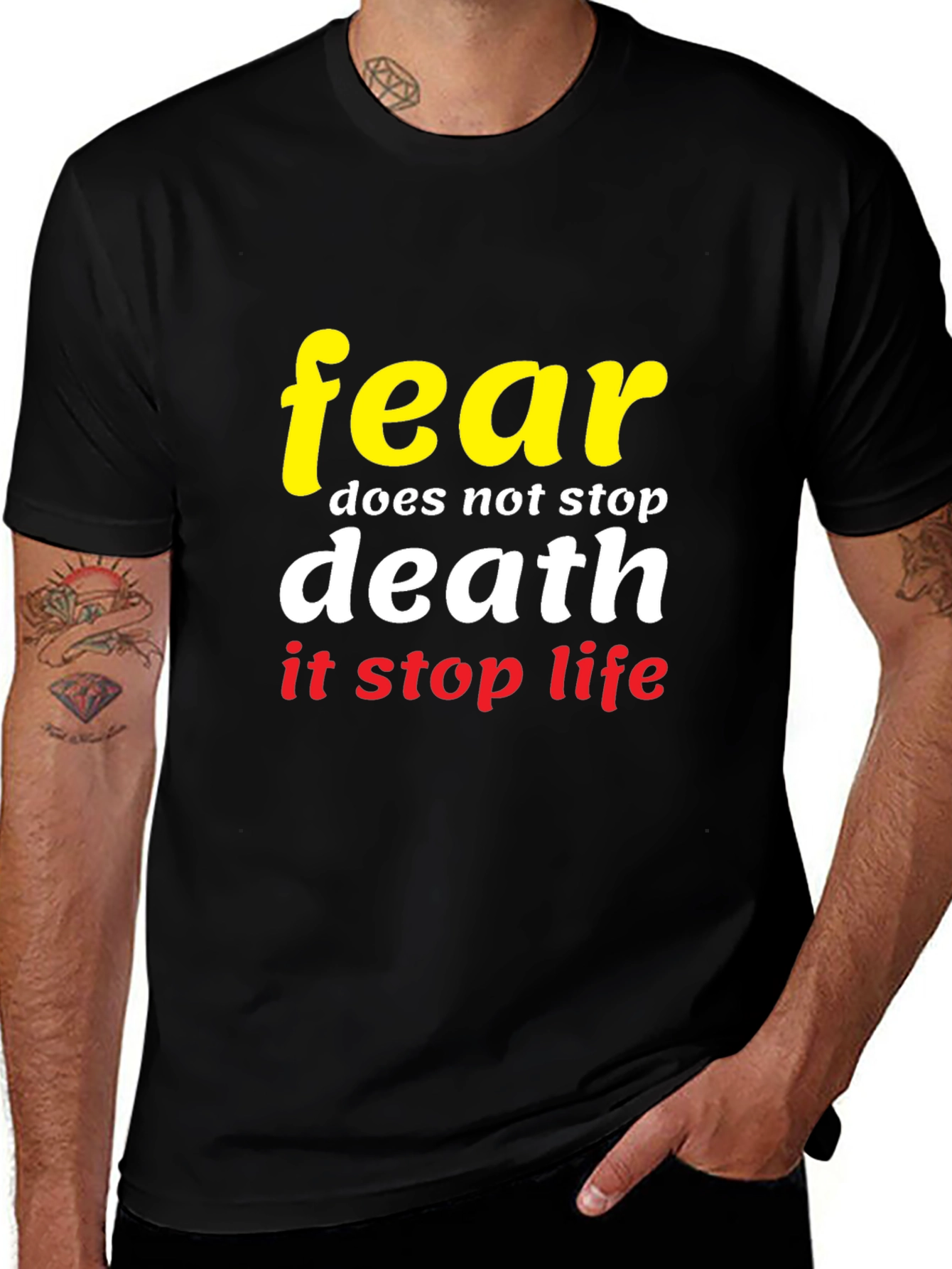 Camiseta Negra con Diseño Fear Stops Life