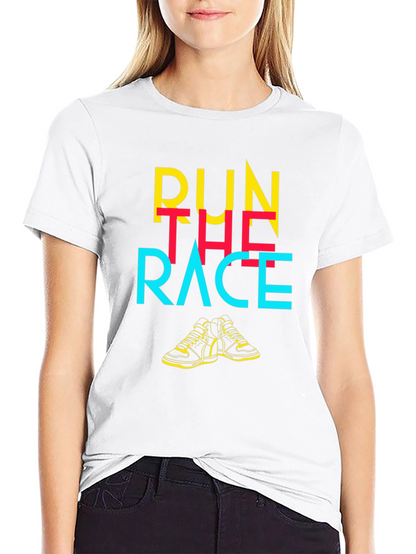 Camiseta Negra con Diseño Gráfico Run The Race
