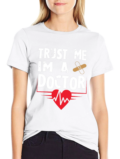 Camiseta Negra Confía en mí soy doctor