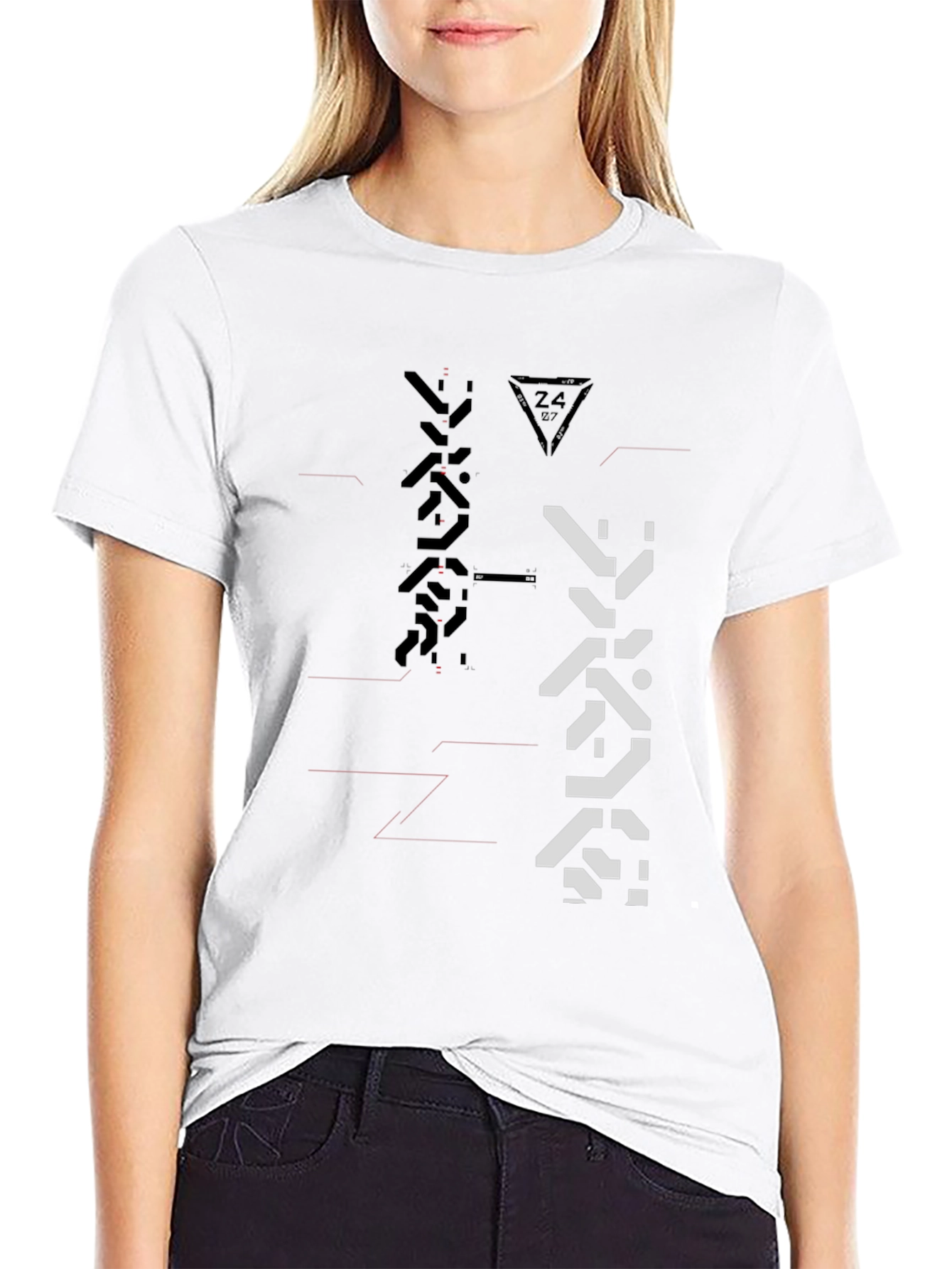 Camiseta Negra con Diseño Abstracto Futurista