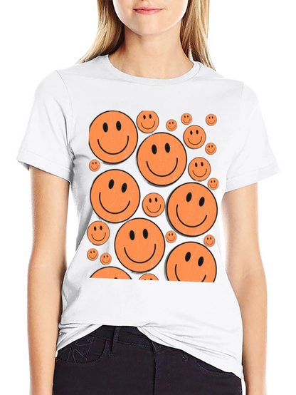 Camiseta Negra con Caritas Sonrientes Naranjas