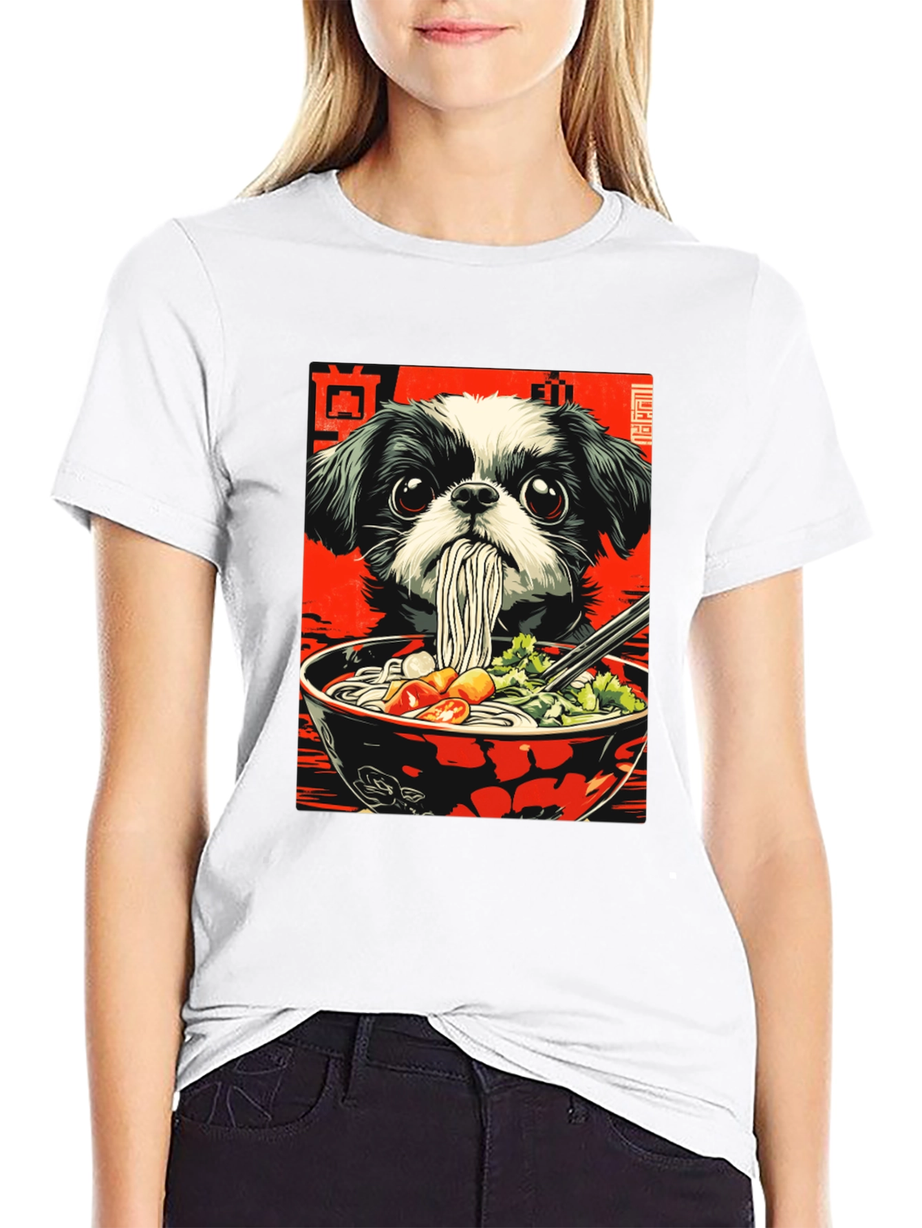 Camiseta Negra con Diseño de Perro y Ramen