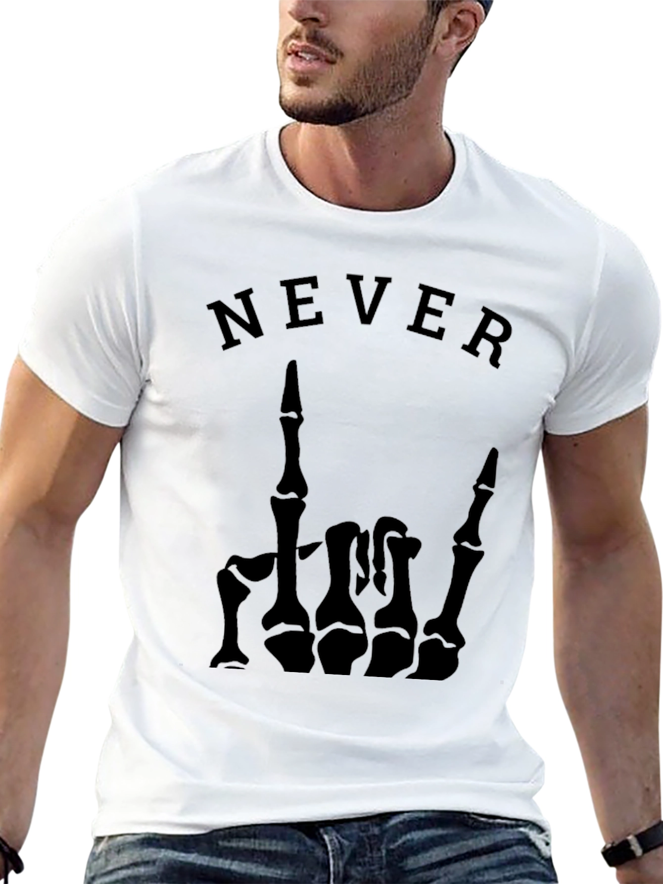 Camiseta Negra con Diseño de Mano Esquelética y NEVER