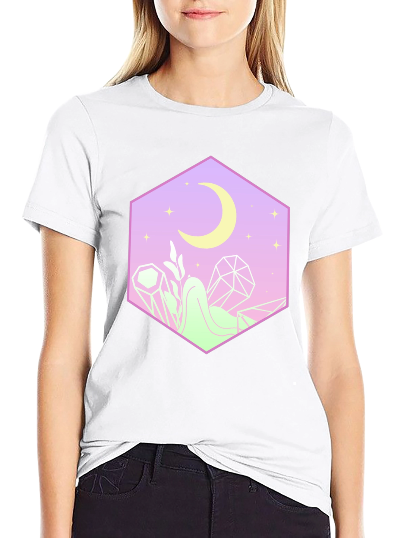 Camiseta Negra con Diseño Místico de Luna y Cristales
