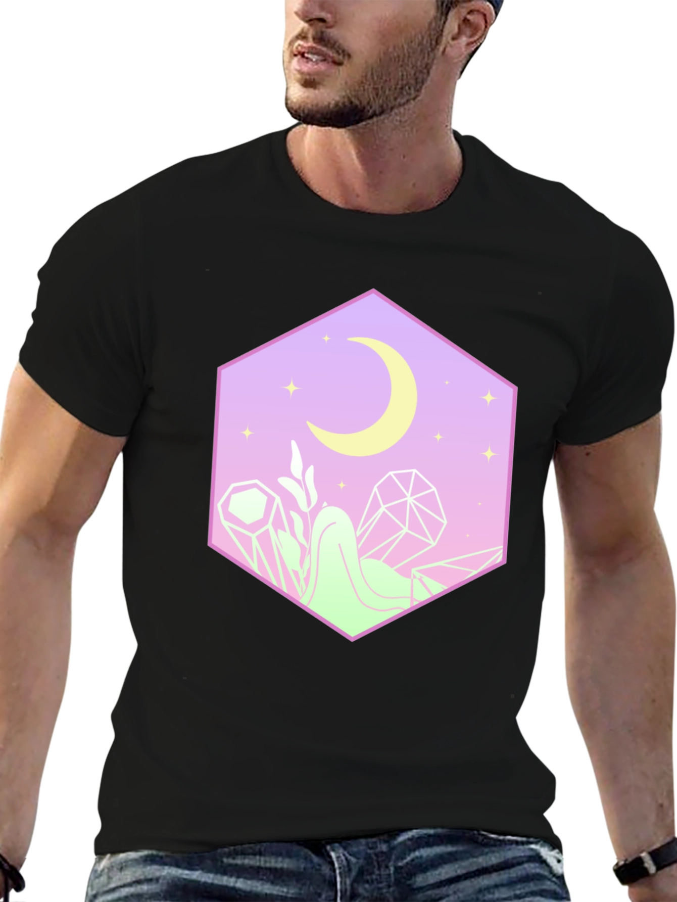 Camiseta Negra con Diseño Místico de Luna y Cristales