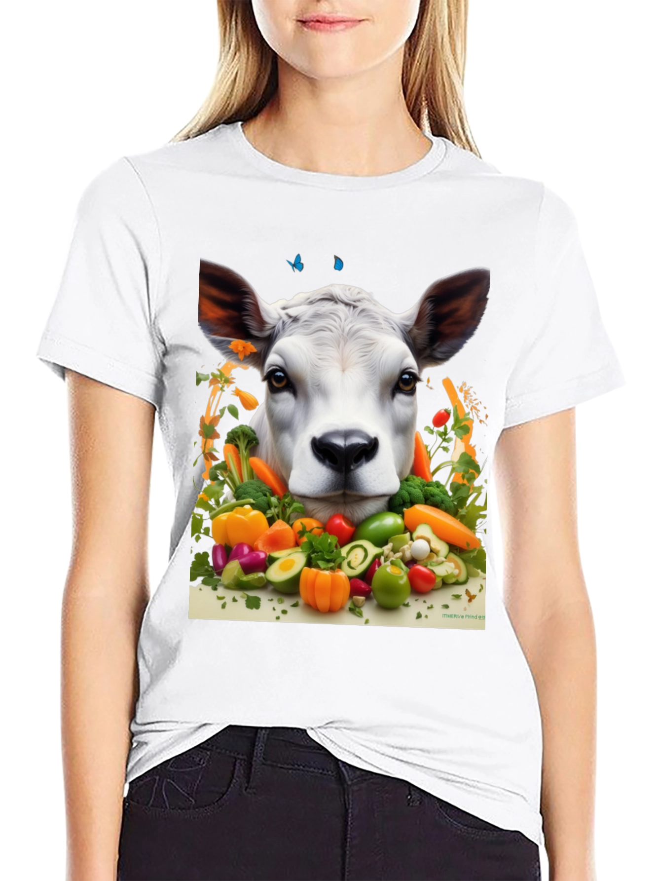 Camiseta Negra con Diseño de Vaca Vegana