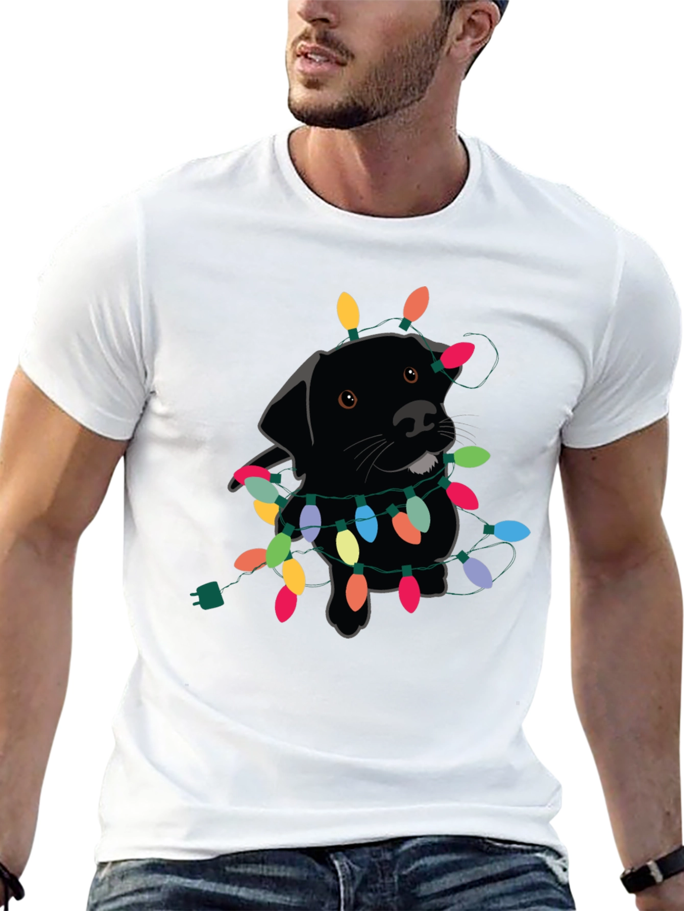 Camiseta Negra con Perro Labrador y Luces Navideñas