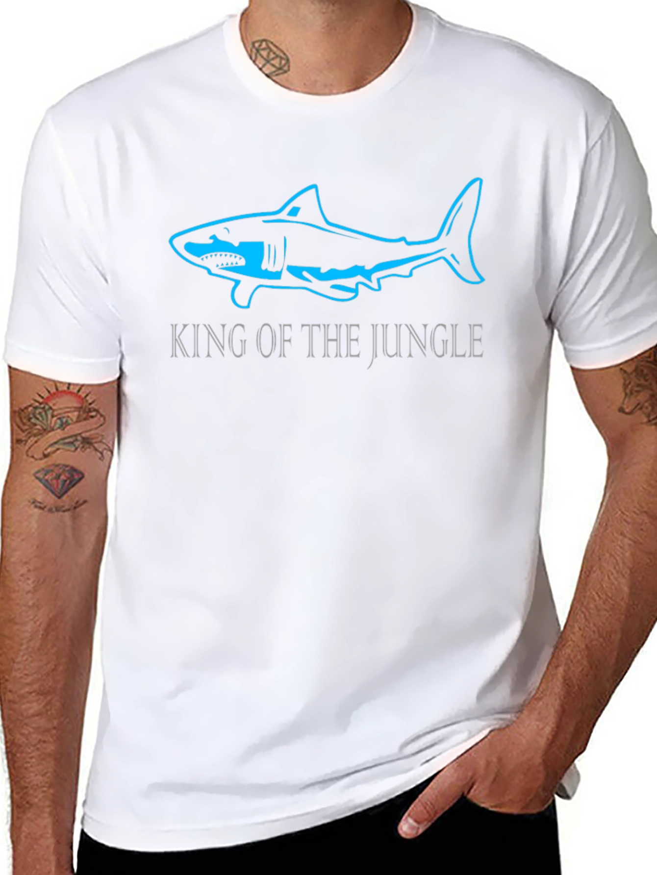 Camiseta Negra Tiburón Rey de la Jungla