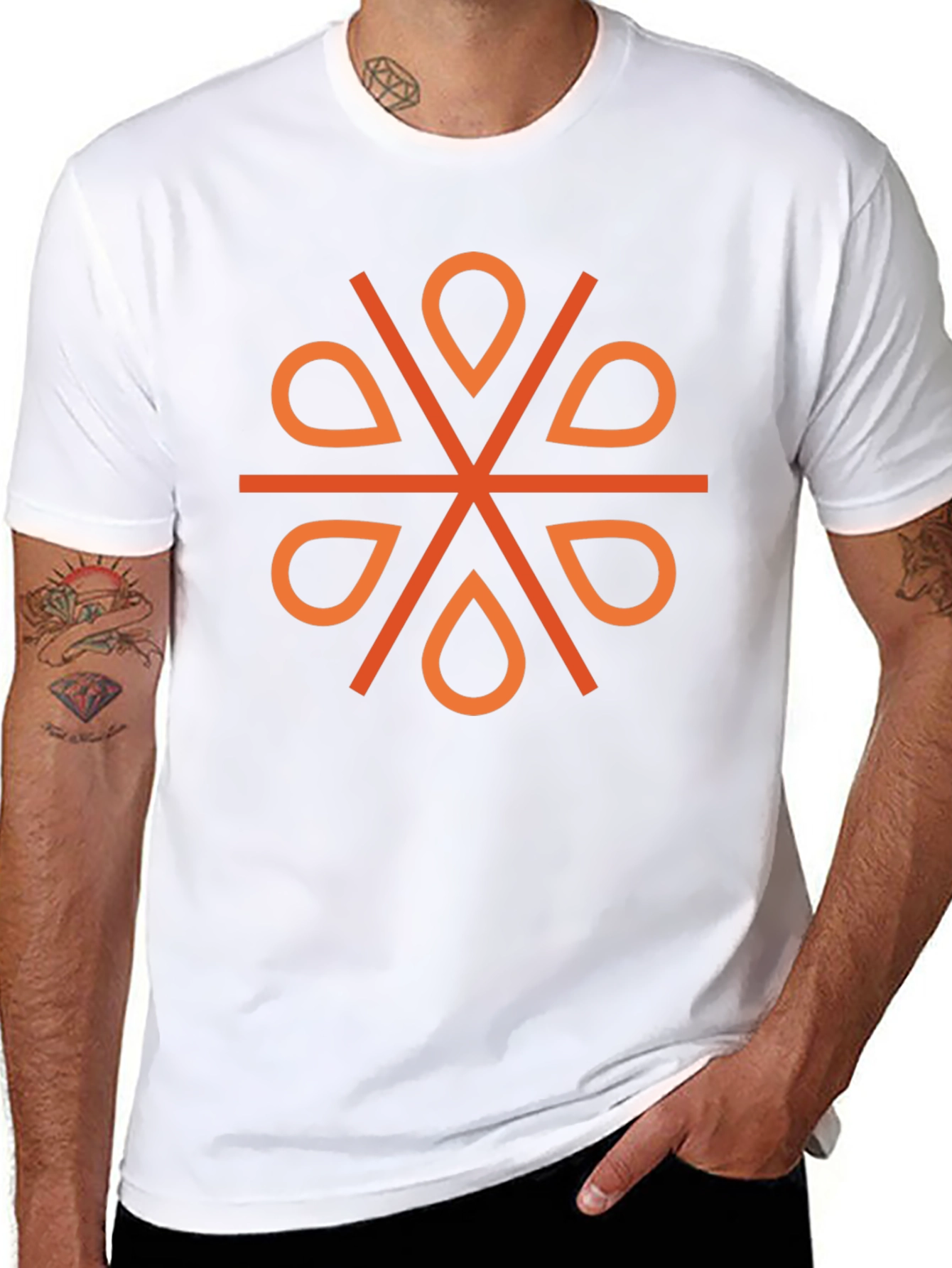 Camiseta Negra Diseño Geométrico Naranja