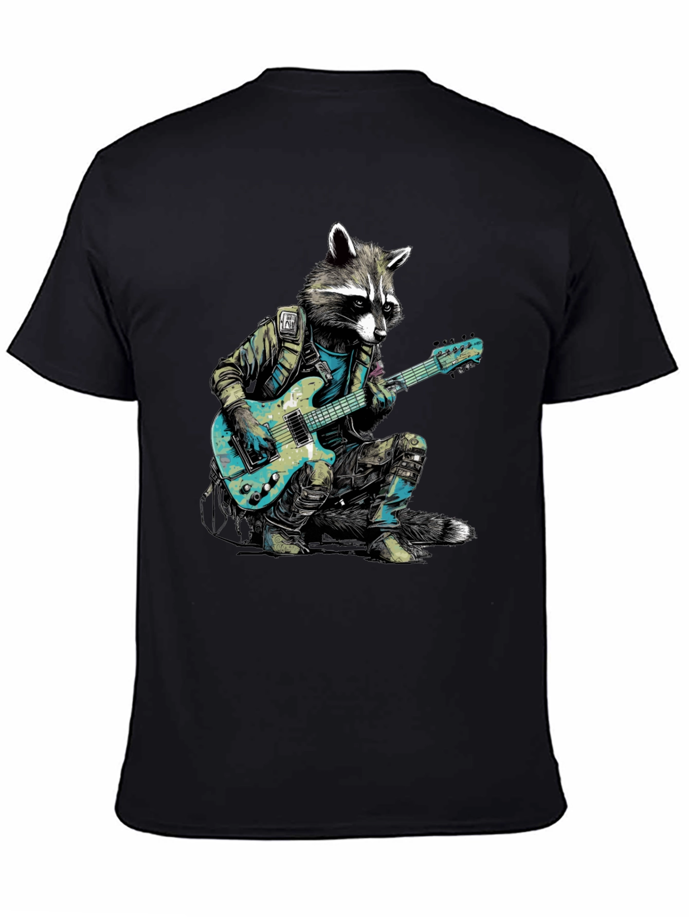 Camiseta Negra con Mapache Rockero Guitarrista