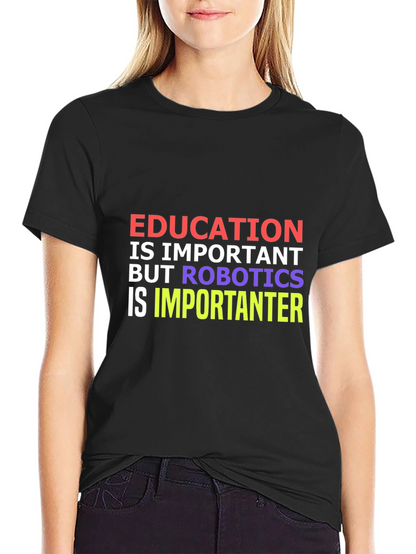 Camiseta Negra: Educación vs Robótica - ¡Importancia Divertida!