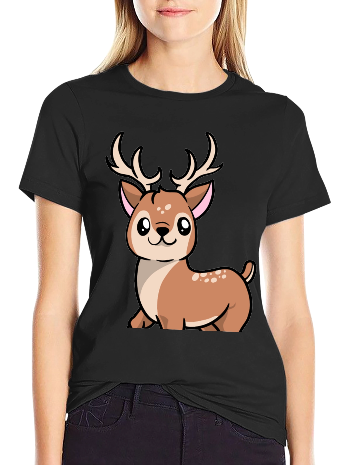 Camiseta Negra con Diseño de Ciervo Kawaii