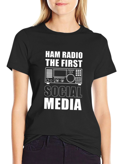 Camiseta Negra: Ham Radio - La Primera Red Social