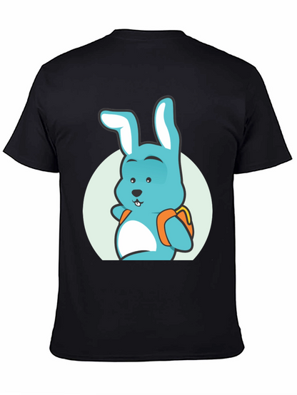 Camiseta Negra con Diseño de Conejo Mochilero