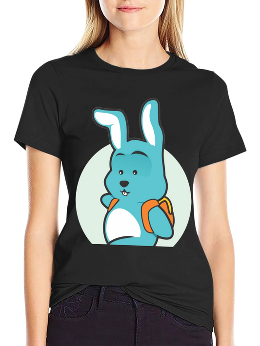 Camiseta Negra con Diseño de Conejo Mochilero