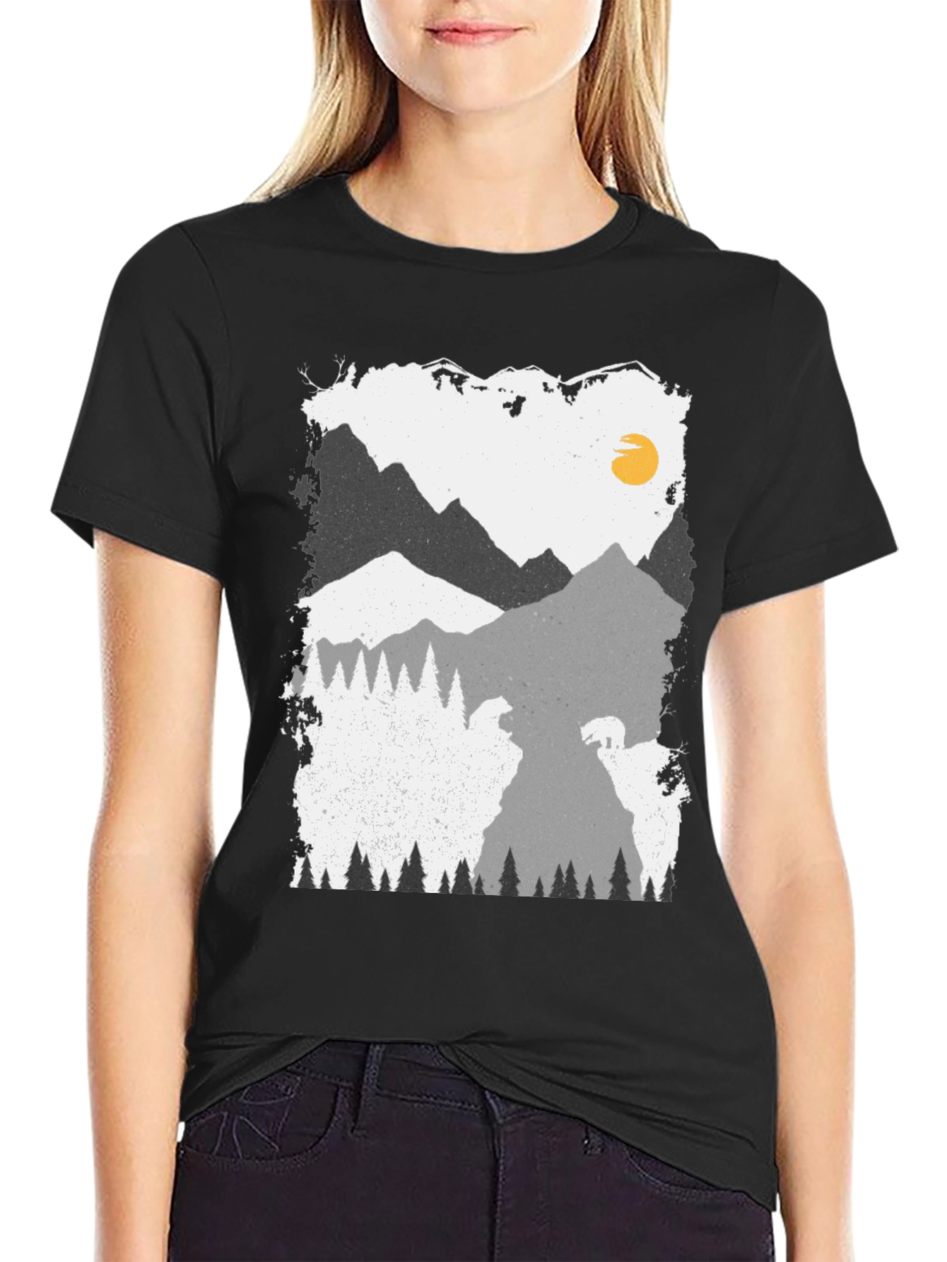 Camiseta Negra con Diseño de Montaña y Oso