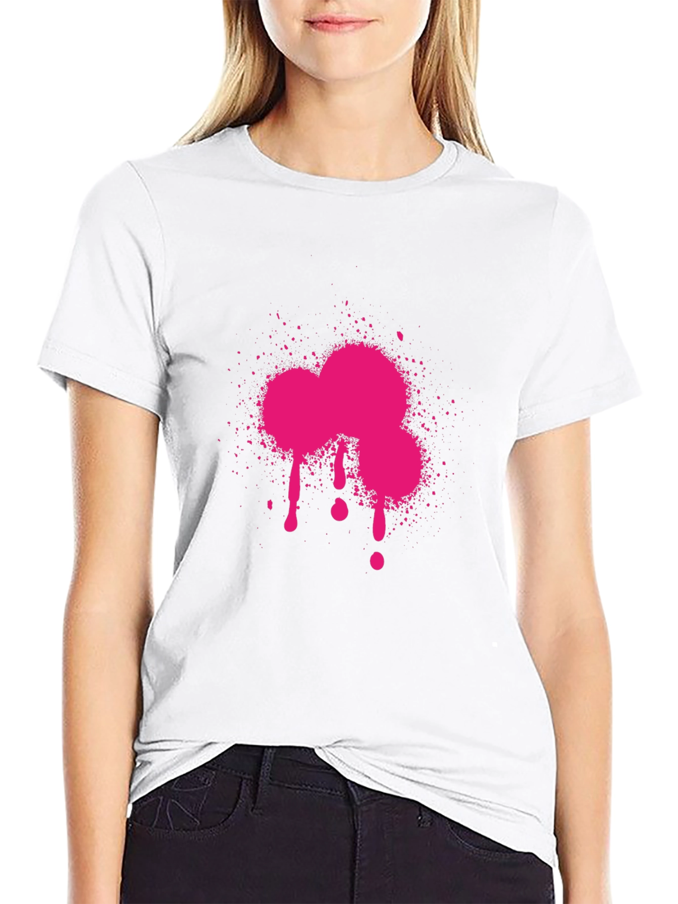 Camiseta Negra con Estampado Fucsia Abstracto