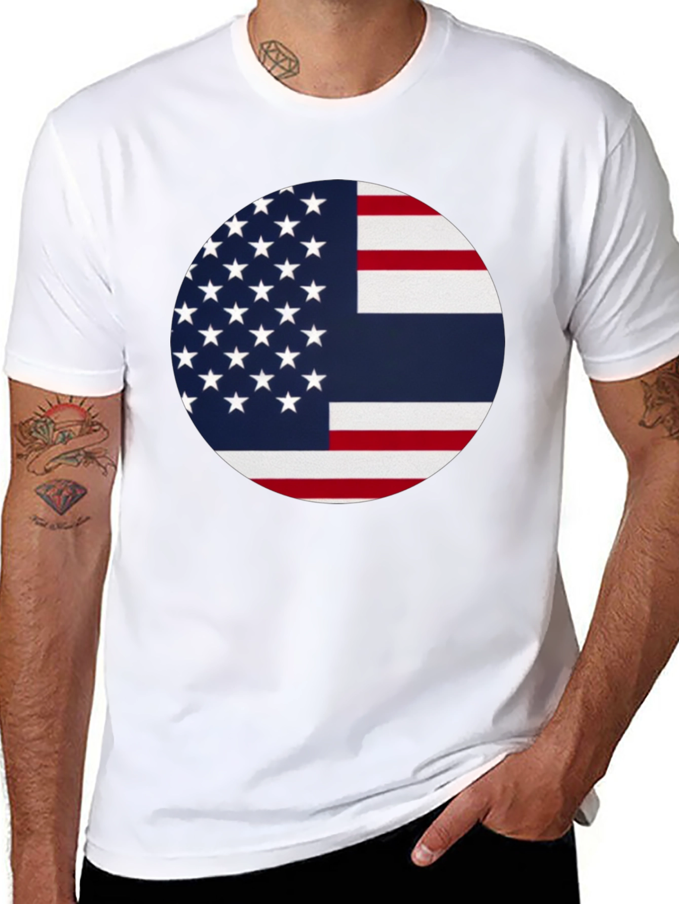 Camiseta Negra con Diseño de Bandera Combinada