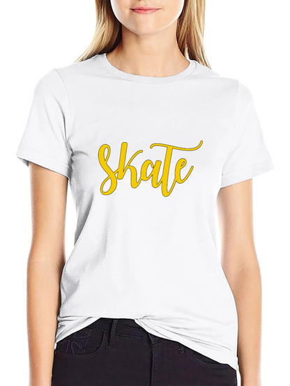 Camiseta Negra con Diseño Skate
