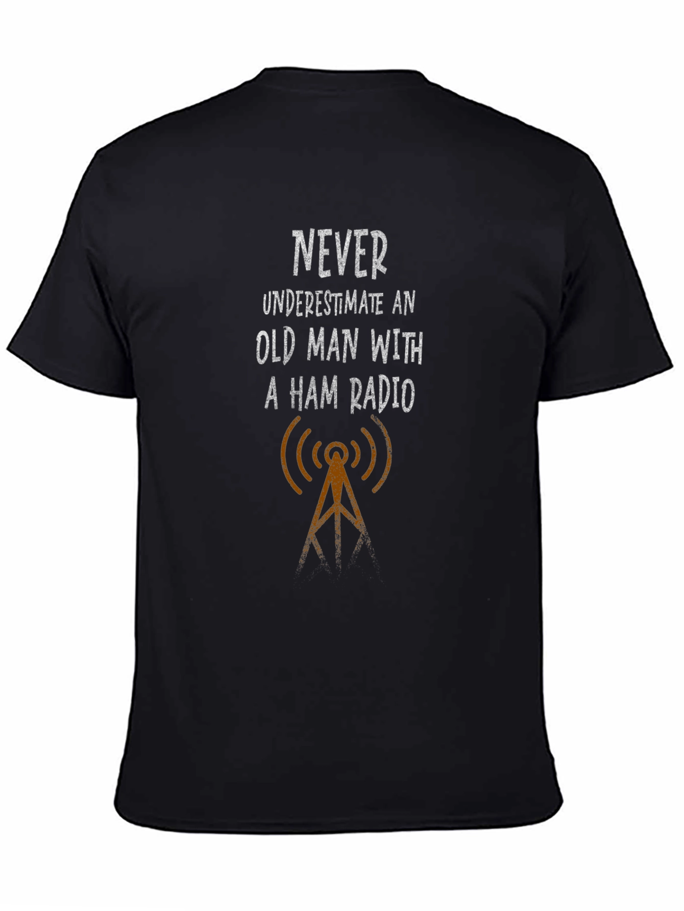 Camiseta Negra: Nunca Subestimes a un Hombre con Radio