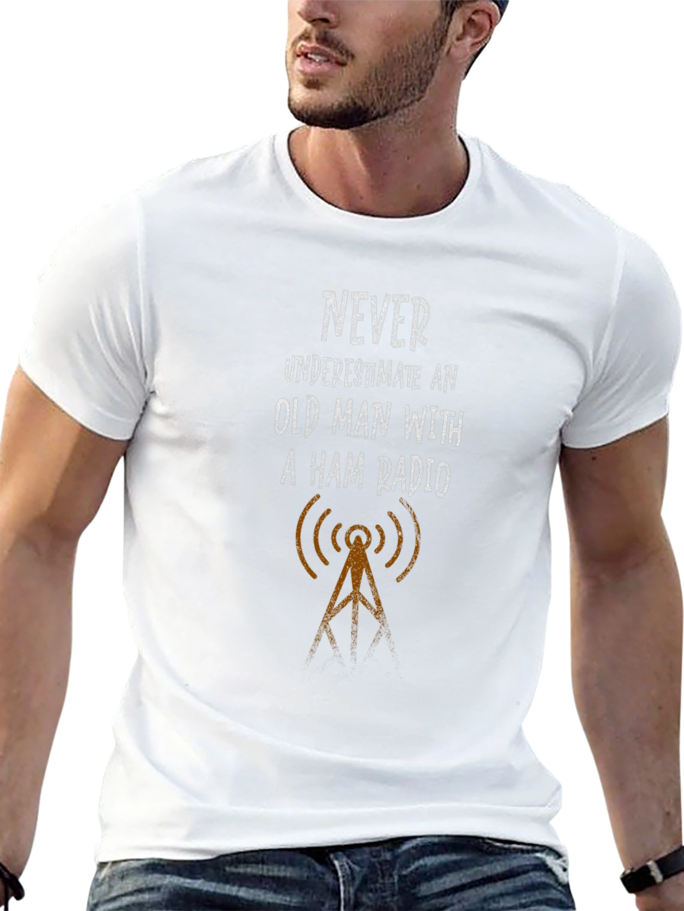 Camiseta Negra: Nunca Subestimes a un Hombre con Radio