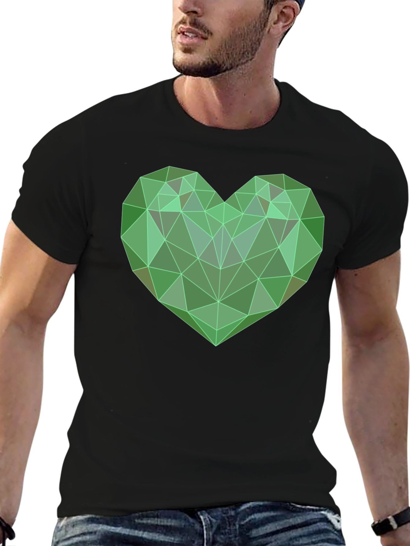 Camiseta Negra con Corazón Geométrico Verde