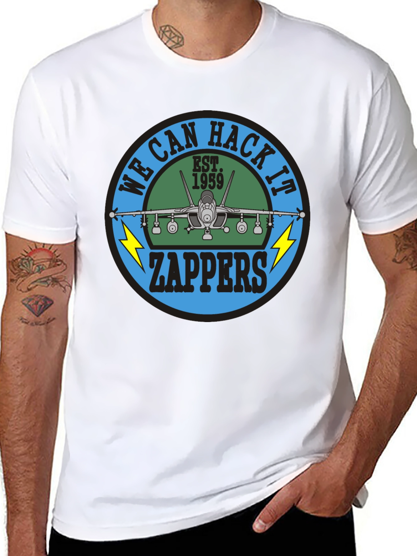 Camiseta Negra con Diseño de Avión Zappers Est. 1959