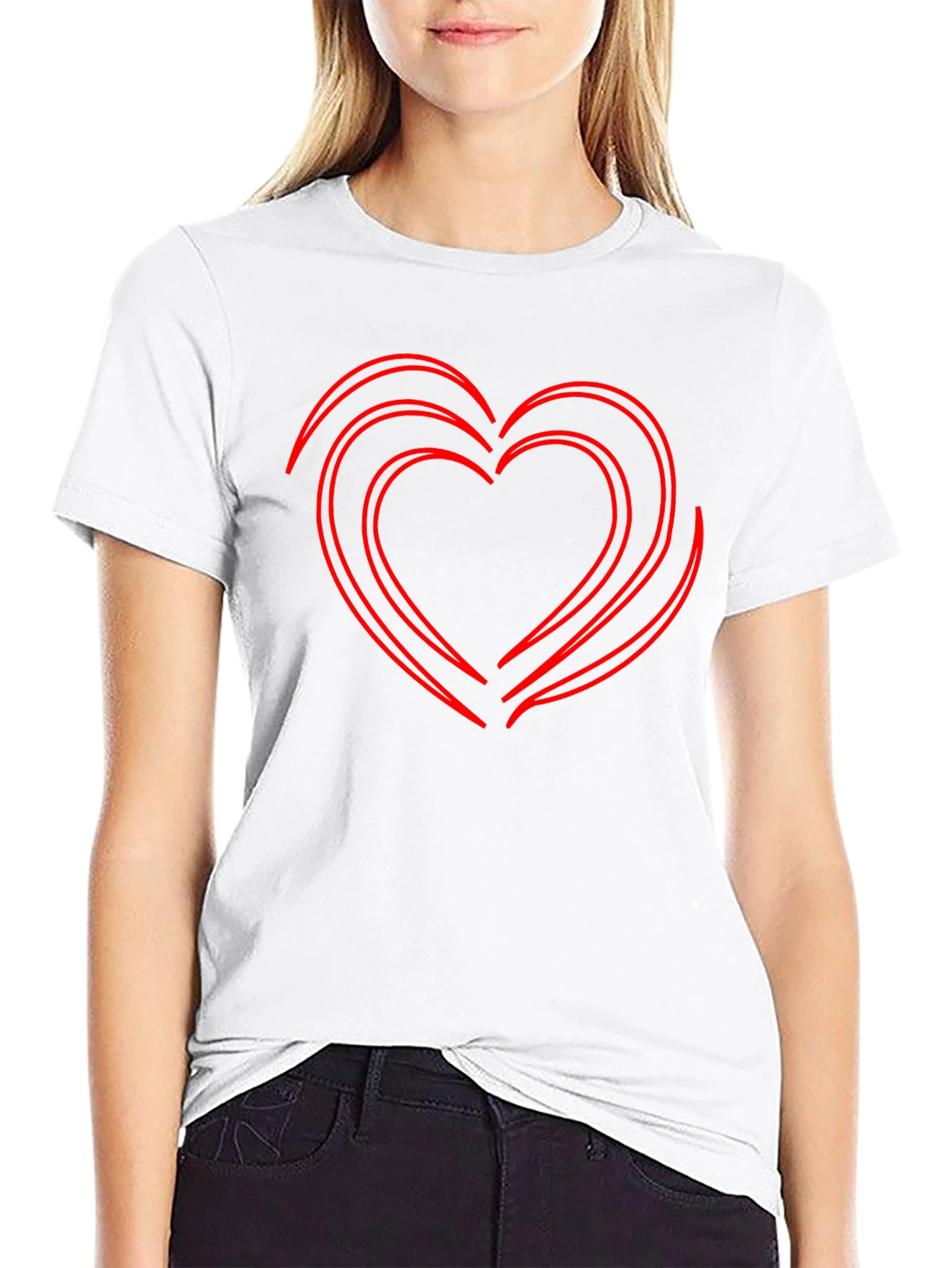 Camiseta Negra Corazón Rojo Contorneado